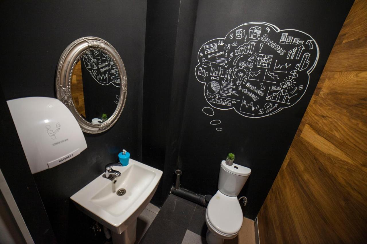 גיומרי Loft Hostel מראה חיצוני תמונה