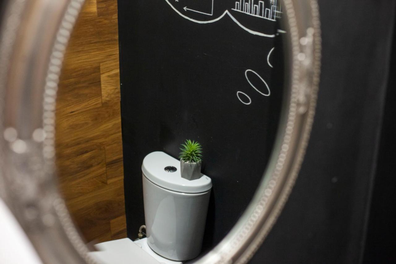 גיומרי Loft Hostel מראה חיצוני תמונה