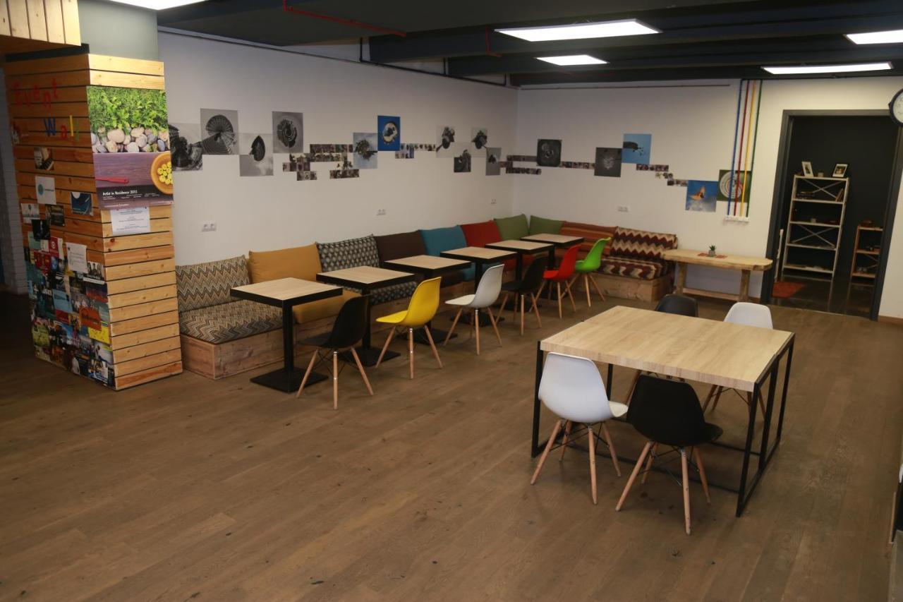 גיומרי Loft Hostel מראה חיצוני תמונה