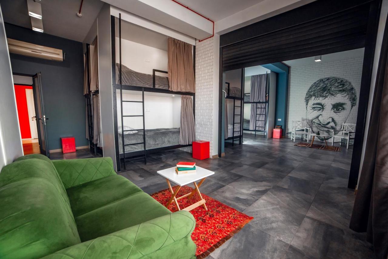 גיומרי Loft Hostel מראה חיצוני תמונה