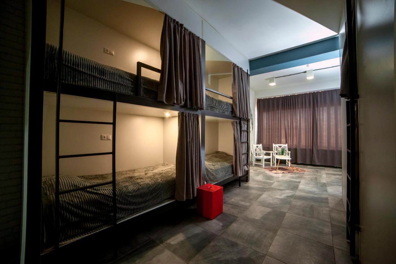 גיומרי Loft Hostel מראה חיצוני תמונה