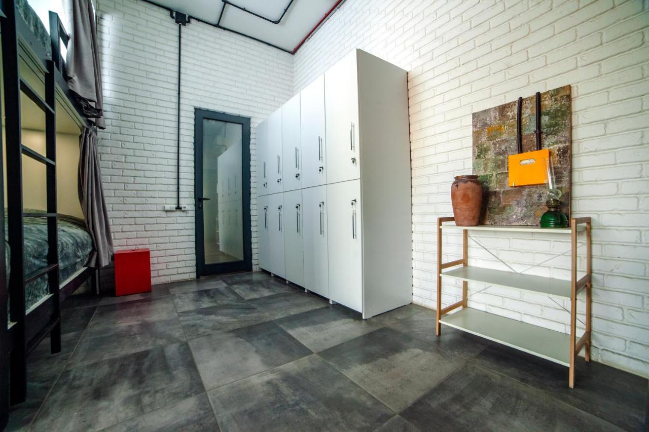 גיומרי Loft Hostel מראה חיצוני תמונה